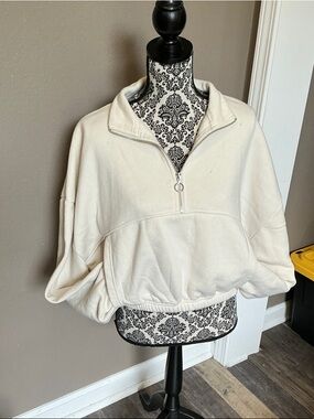 Sunday Cream Half-Zip Crewneck Pullover Size XL